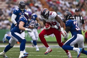 爱游戏娱乐-CBA联盟加强媒体合作推广联赛品牌，cba联名篮球